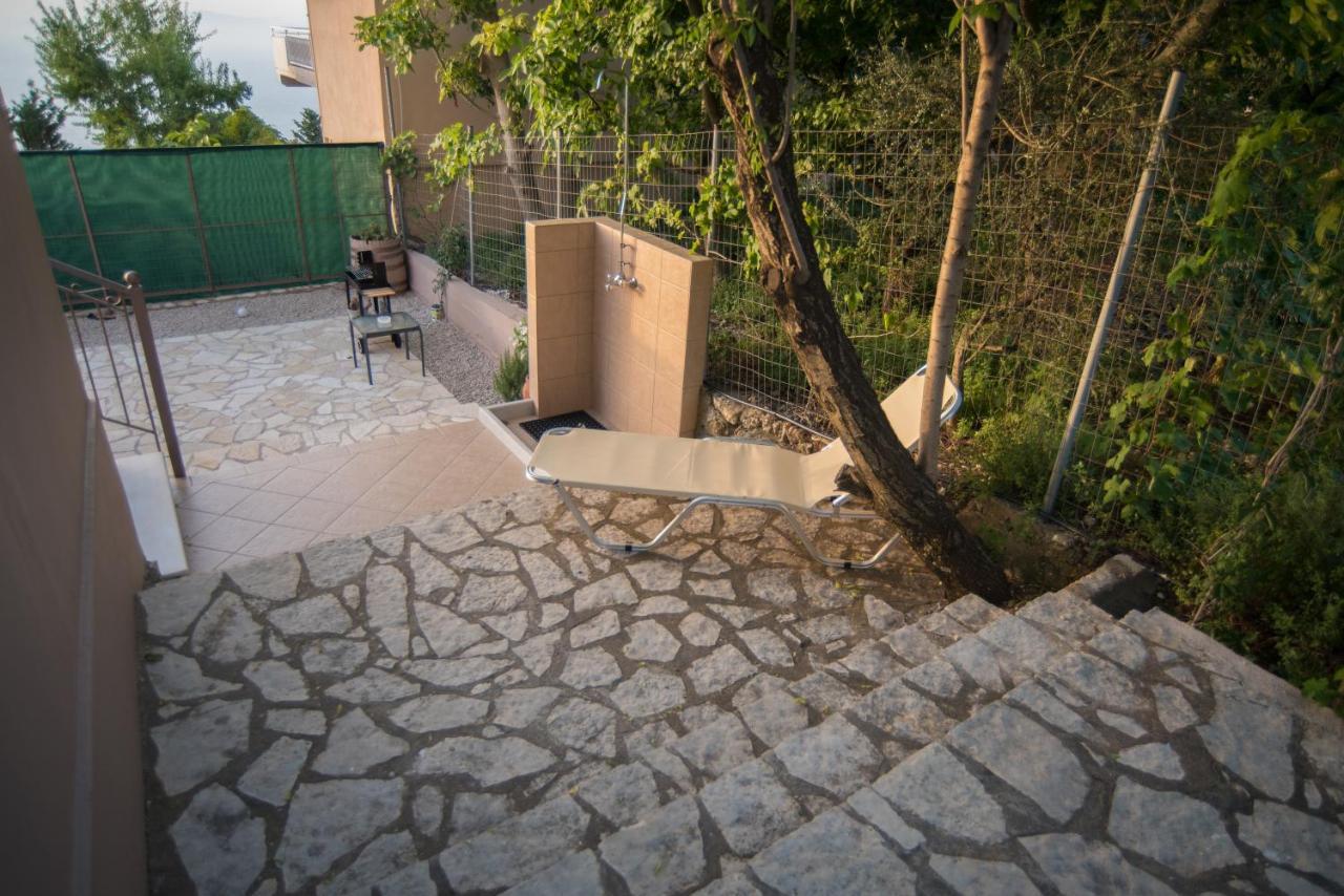 Lefkas *